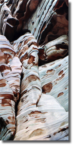 Hidden Canyon 1 (2000)
76 x 152 cm
oil on canvas
(Sold) Hidden Canyon 1 (2000)
76 x 152 cm
oil on canvas
(Sold)